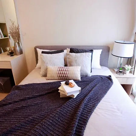 Comfy Condo On Nut